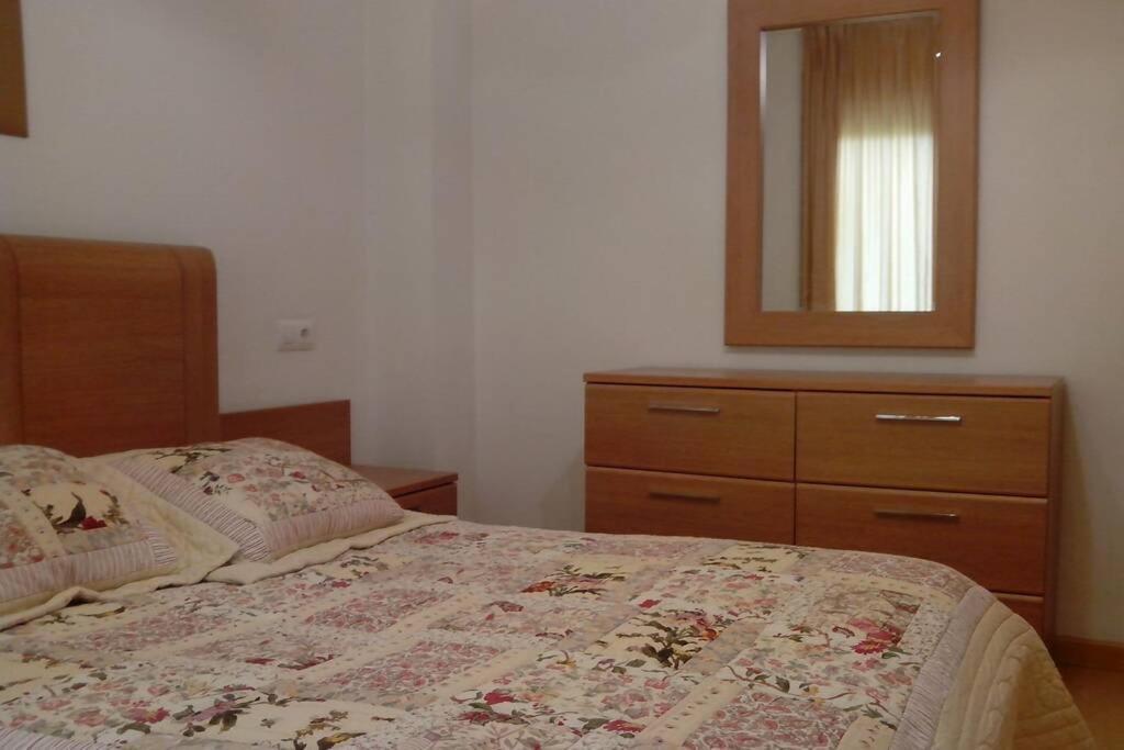 Bonito Apartamento De 3 Hab. Con Jardin Roses Ngoại thất bức ảnh