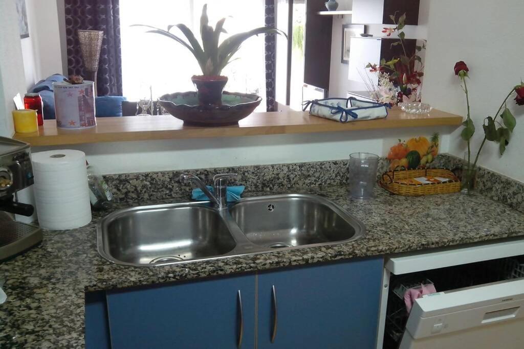 Bonito Apartamento De 3 Hab. Con Jardin Roses Ngoại thất bức ảnh