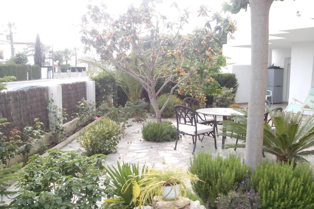 Bonito Apartamento De 3 Hab. Con Jardin Roses Ngoại thất bức ảnh